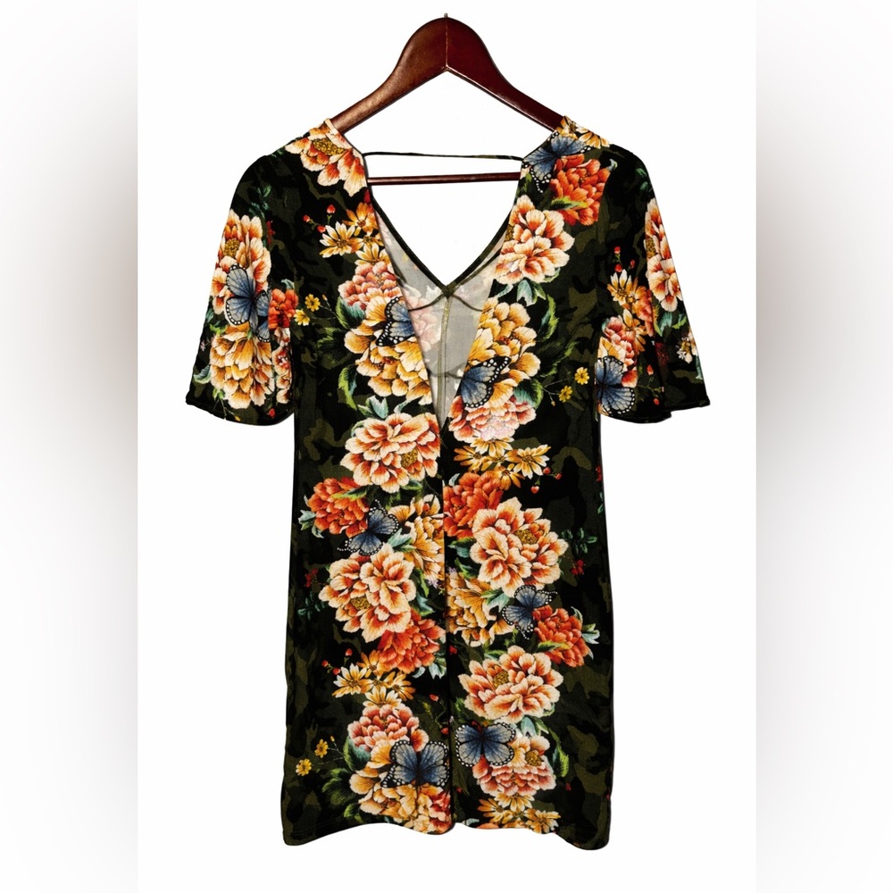 Farm Rio Camo Floral Butterfly Mini Dress Size S EUC Brazilian Beach Boho - Picture 3 of 7